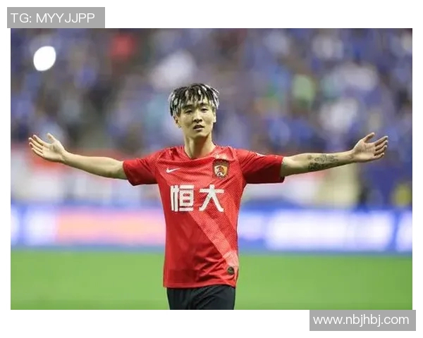 韦世豪足球明星风采尽显精彩瞬间图片集锦展示